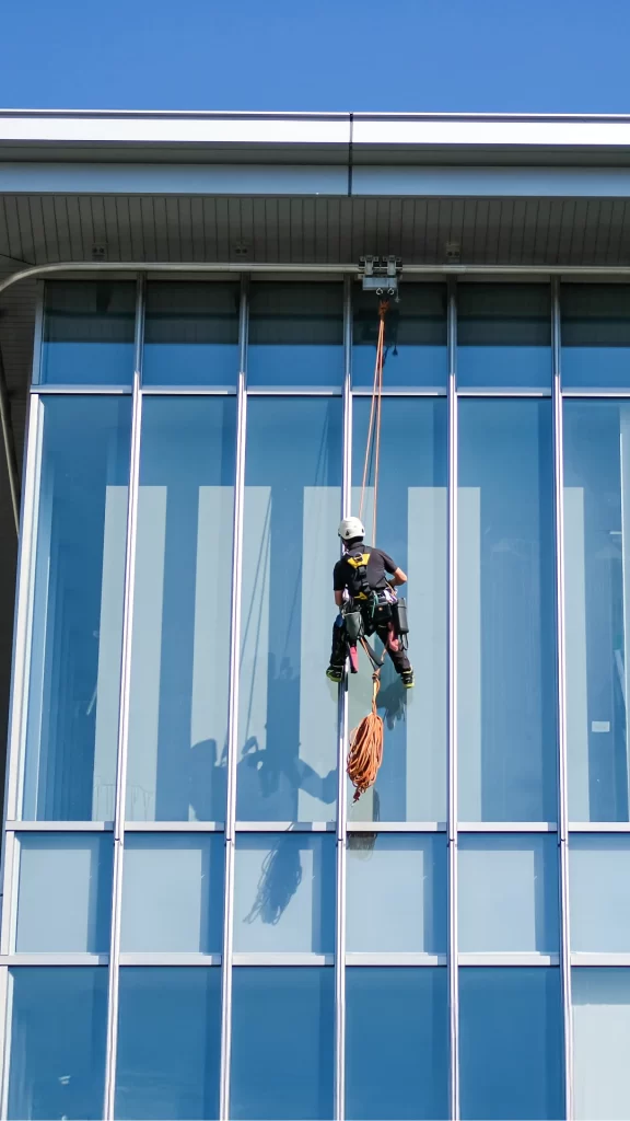 rehabilitando una fachada en Asturias